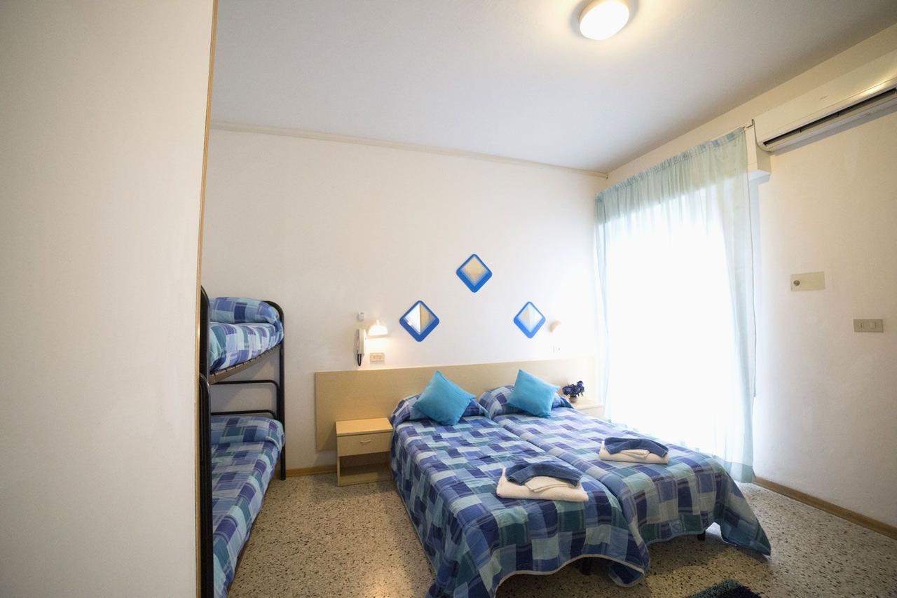 רימיני Hotel Tv מראה חיצוני תמונה