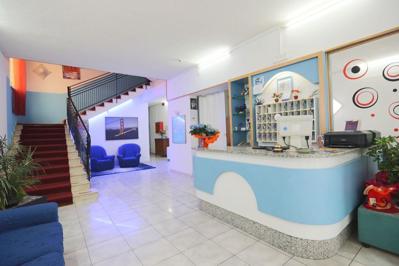 רימיני Hotel Tv מראה חיצוני תמונה