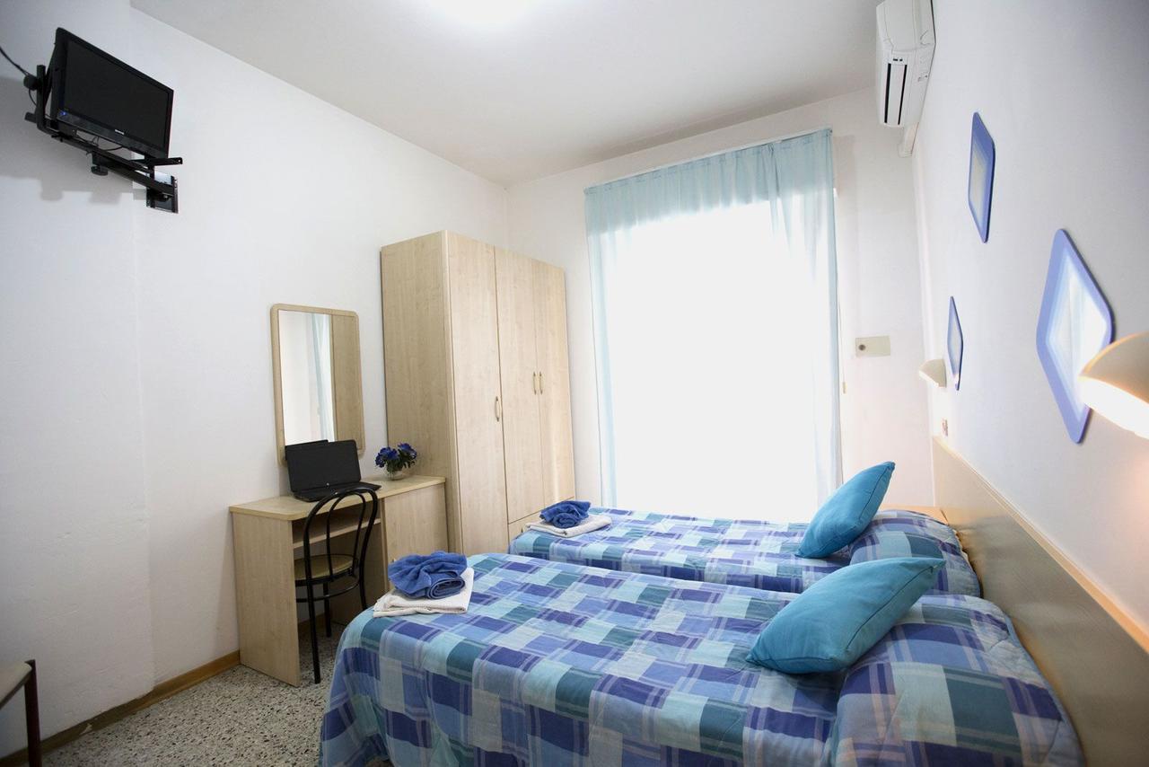 רימיני Hotel Tv מראה חיצוני תמונה