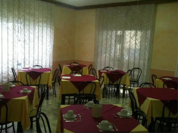 רימיני Hotel Tv מראה חיצוני תמונה