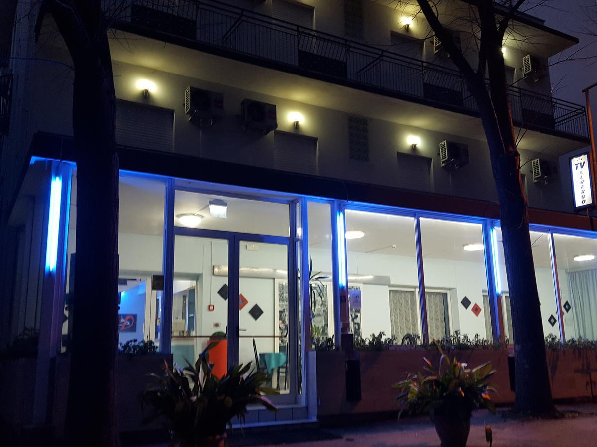 רימיני Hotel Tv מראה חיצוני תמונה